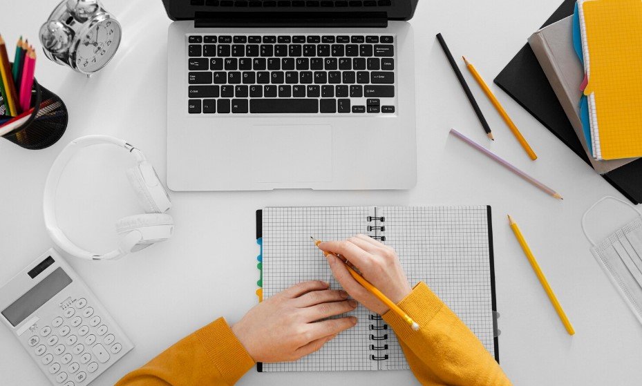 Online Learning: Transforming Education in the Digital Age